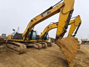 2017 CAT 330D2L excavator