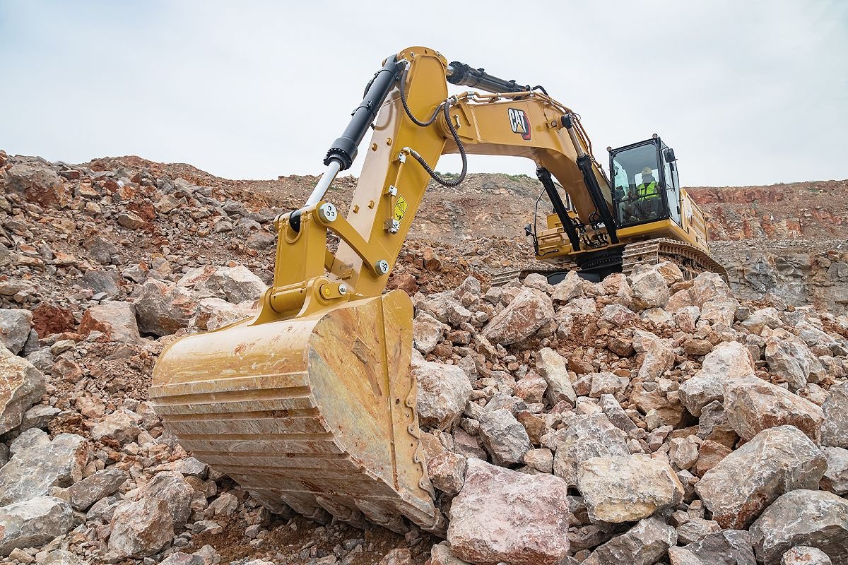 NEW CAT 350 excavator